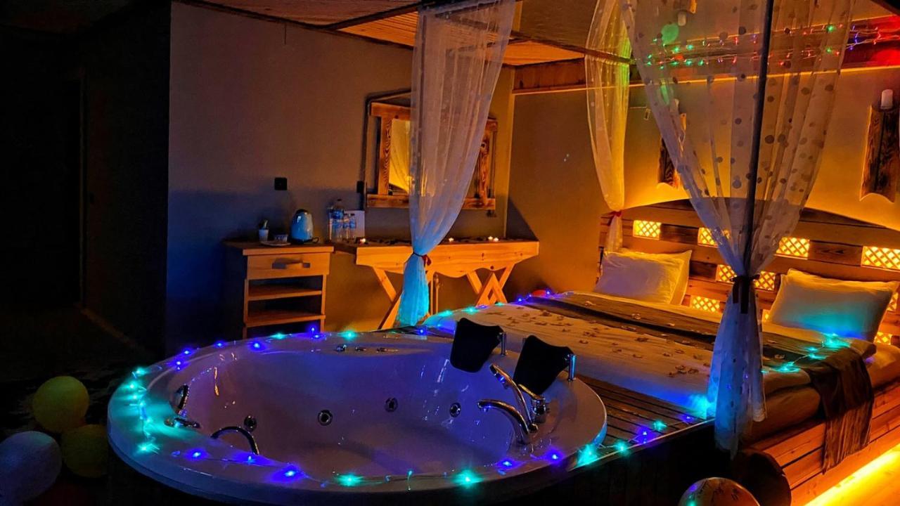 Heaven VIP Wooden Palace Bed and Breakfast Ardeşen Buitenkant foto