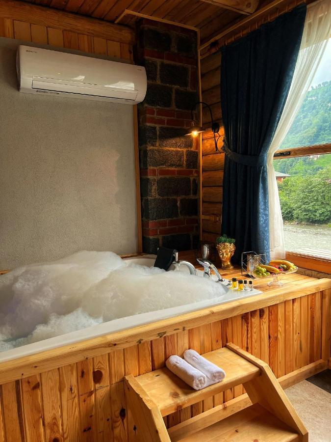 Heaven VIP Wooden Palace Bed and Breakfast Ardeşen Buitenkant foto